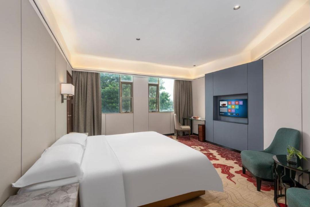 Mizparton Hotel South Qianjin Road Heshan  Eksteriør billede